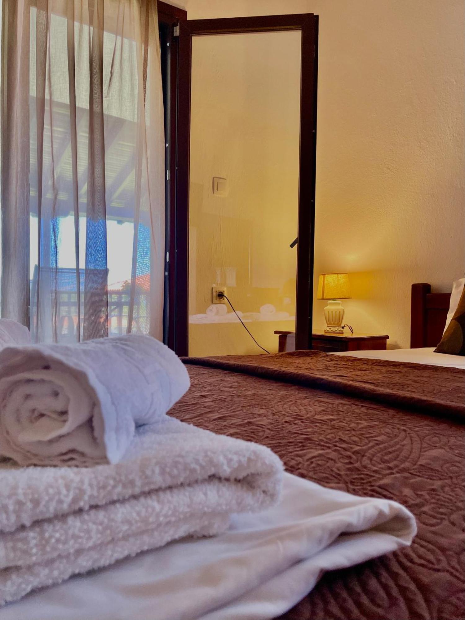 Anna Dani Apartments ブアブロウ エクステリア 写真