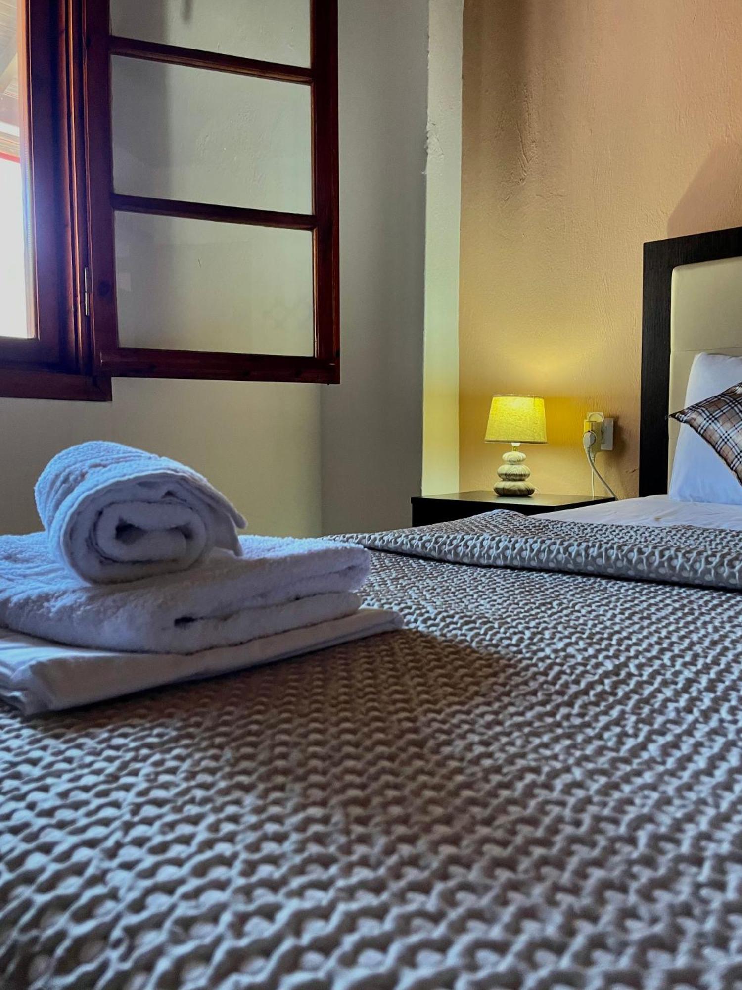Anna Dani Apartments ブアブロウ エクステリア 写真